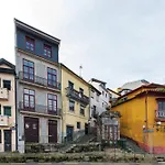 Riverfront Heritage House Apartment *