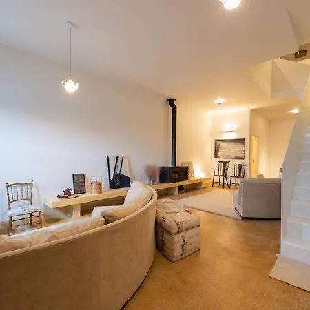 Riverfront Heritage House *