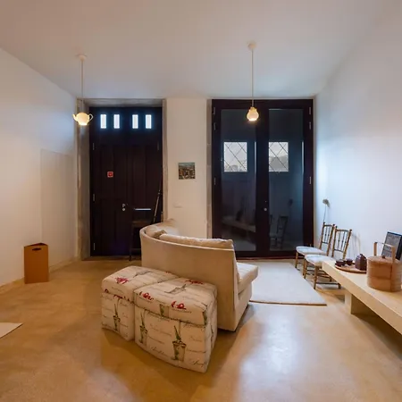 Lejlighed Riverfront Heritage House