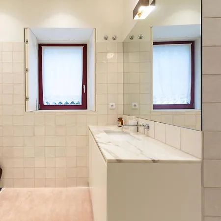 Riverfront Heritage House * Vila Nova de Gaia