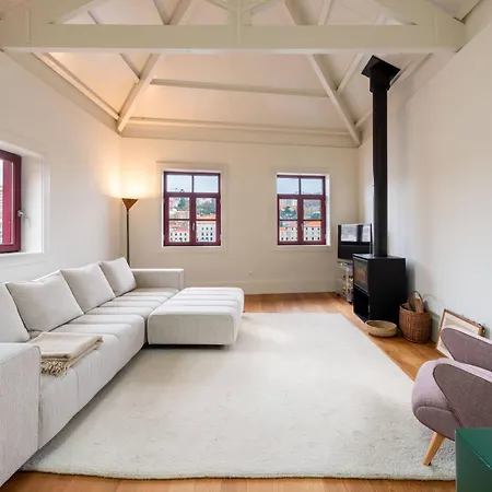 Riverfront Heritage House *