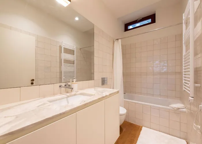 Lejlighed Riverfront Heritage House *