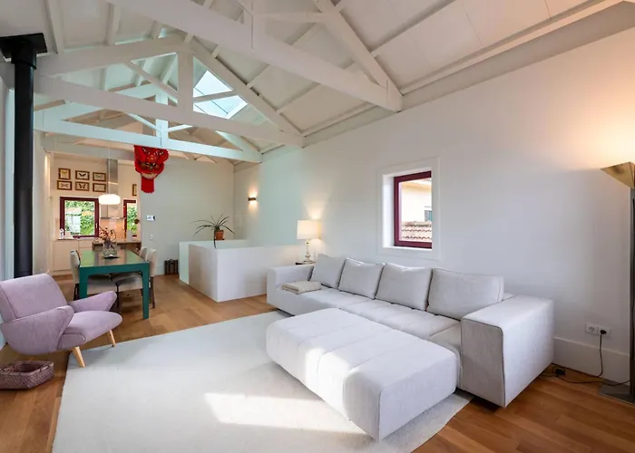 Riverfront Heritage House *