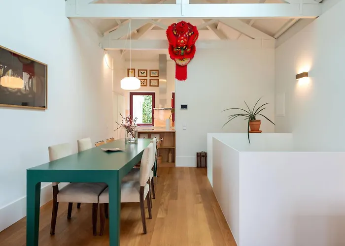 Lejlighed Riverfront Heritage House *