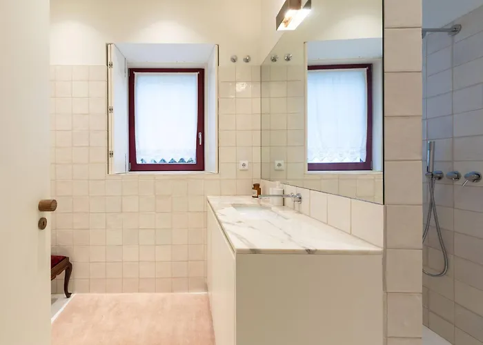 Riverfront Heritage House * Vila Nova de Gaia